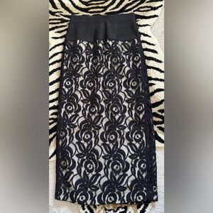 Body By Victoria Long Lace Pencil Skirt Size 0 EUC